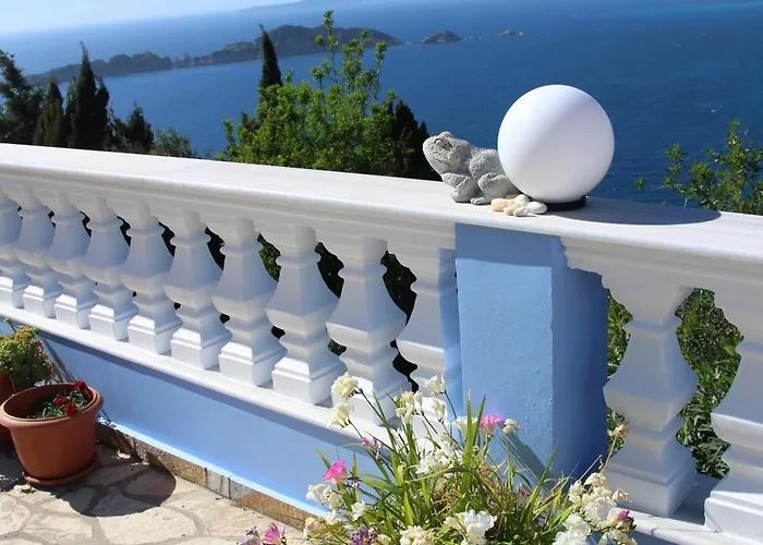 Bettina 1st Floor Villa *