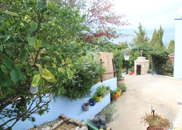 Bettina 1st Floor Villa *